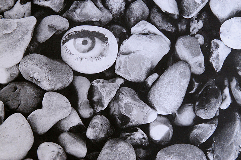 Eye in pebbles