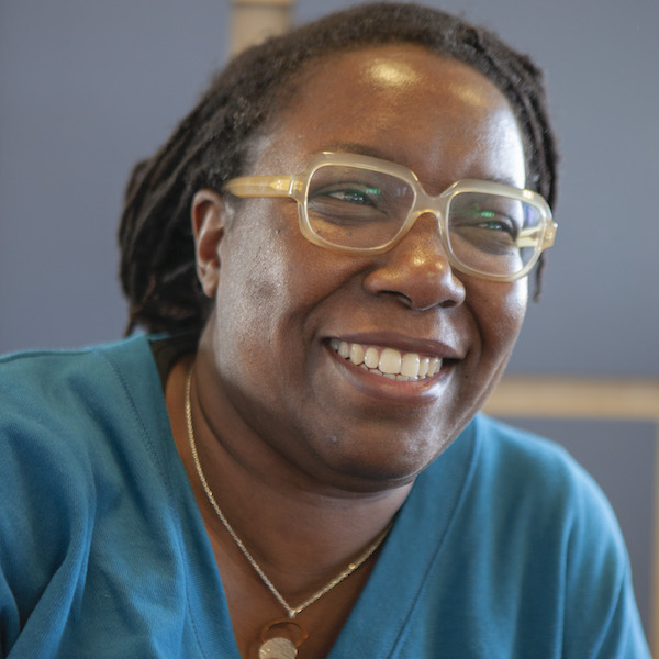 Maybelle Peters winner of 'Womxn of Colour Award' Maybelle Peters winner of 'Womxn of Colour Award'