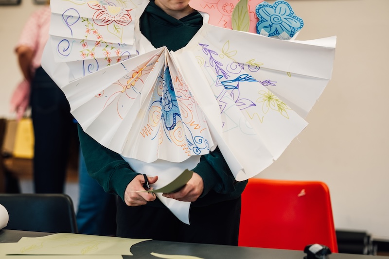 Zandra Rhodes Colourful Heritage - UCA Canterbury Outreach Workshops - May 2025. Photo © Yousef Al Nasser Zandra Rhodes Colourful Heritage - UCA Canterbury Outreach Workshops - May 2025. Photo © Yousef Al Nasser